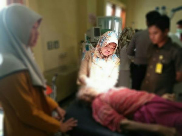 Kakek Dan Nenek Ditemukan Tewas Bersimbah Darah Diruang Tamu