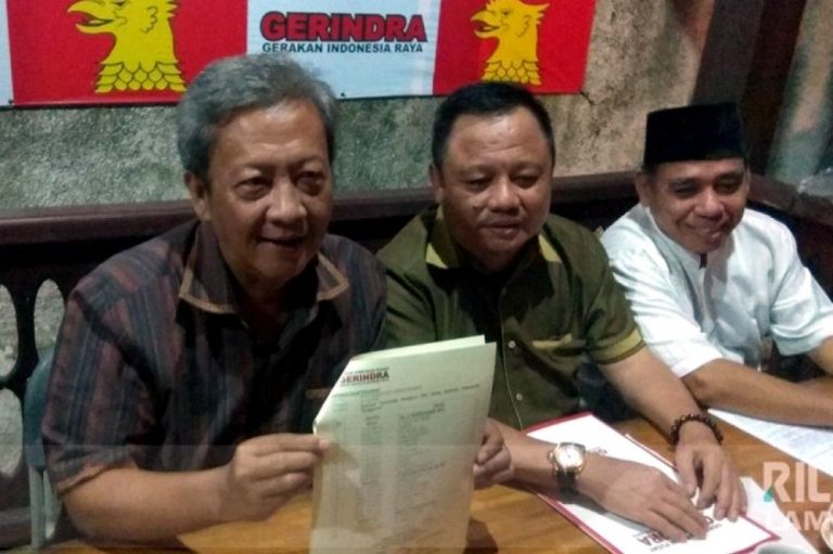 Pensiun dari ASN, Mantan Sekkab Tanggamus Muklis Basri Jabat Ketua Gerindra Tanggamus