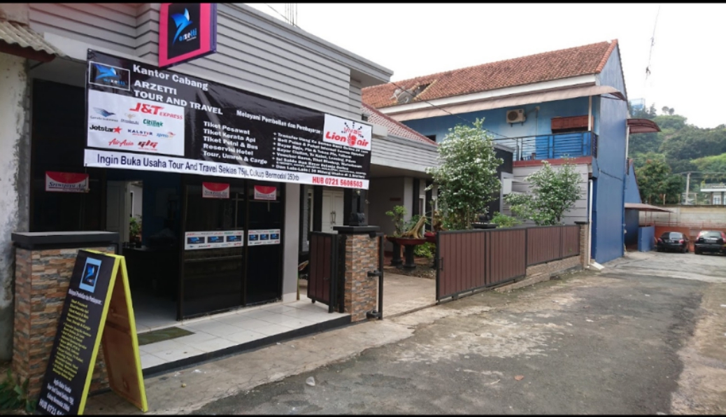 Konsumen PT Arzetti Tour & Travel Lampung Kebingungan Kantor Tutup Kepala Cabang Menghilang