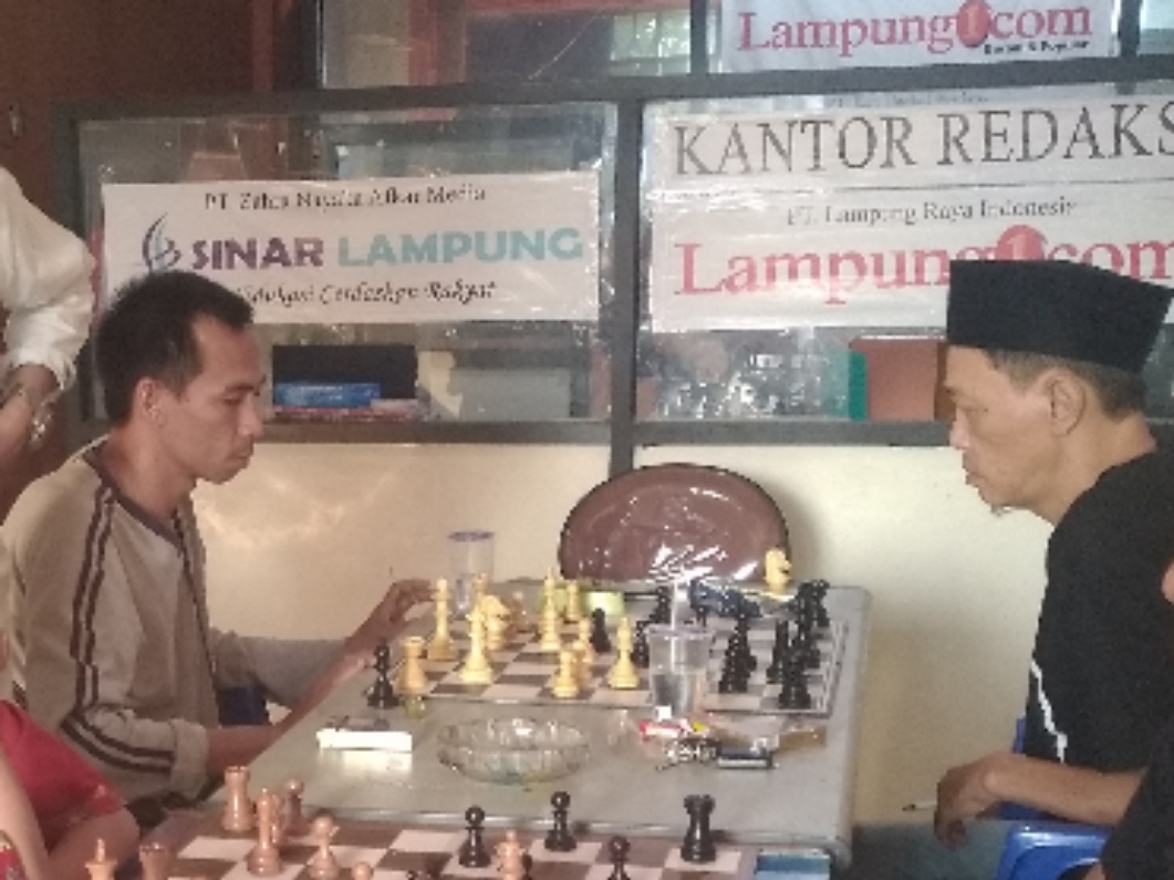 Final Catur SMSI Lampung Suryaandalas.com Kalahkan Translampung.com