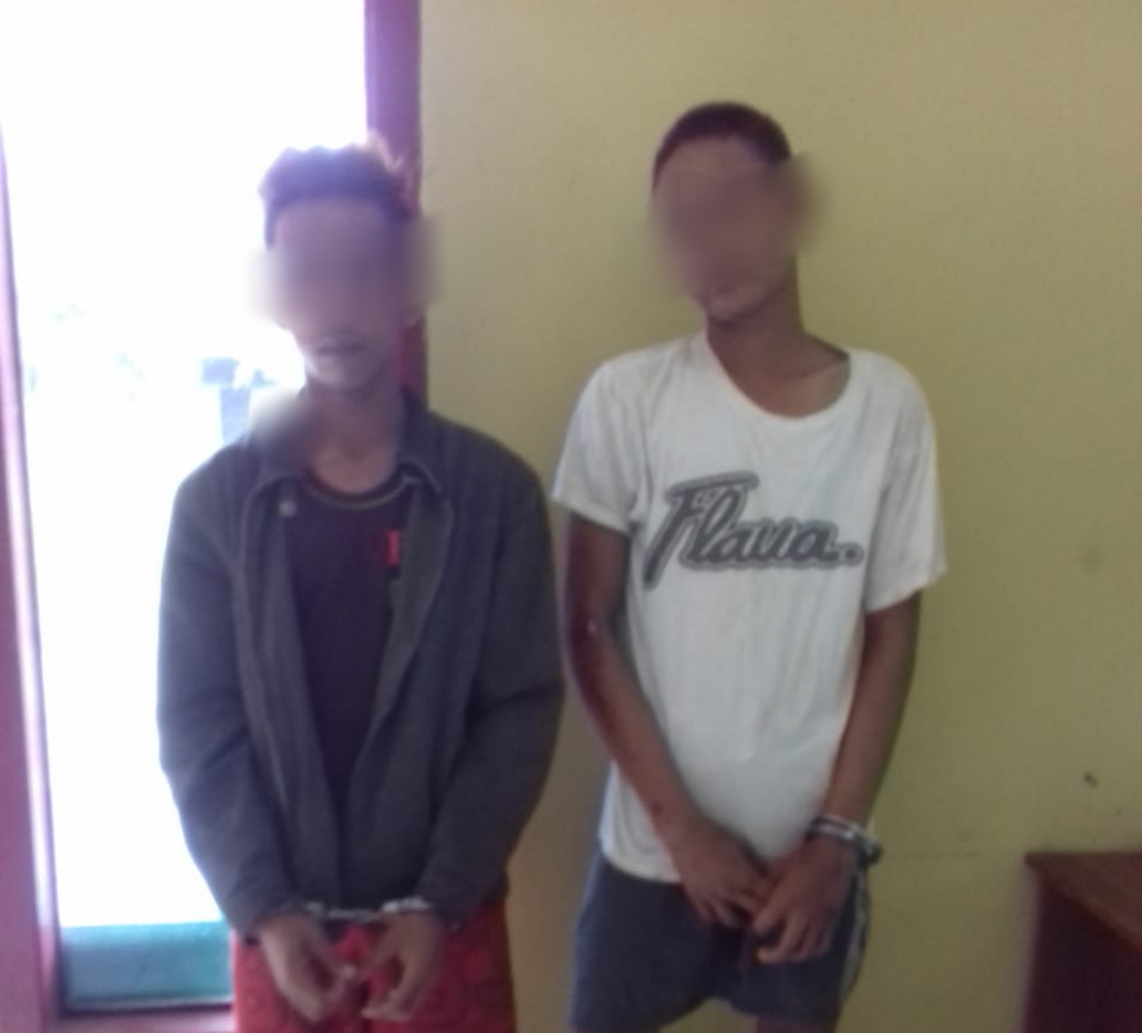 Lihat Pintu Rumah Tetangga Terbuka Dua ABG Gondol Tiga Unit HP