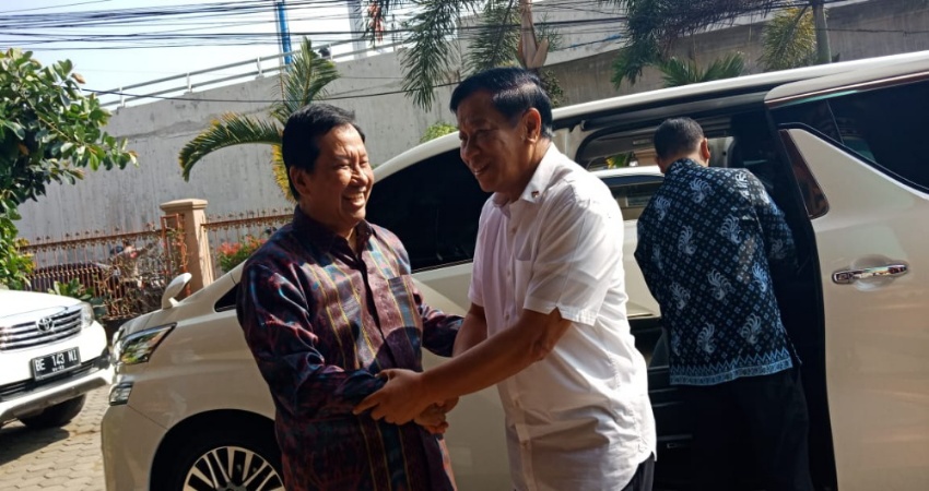 Agum Gumelar dan Sjachroedin ZP Seminar Kebangsaan di Teknokrat