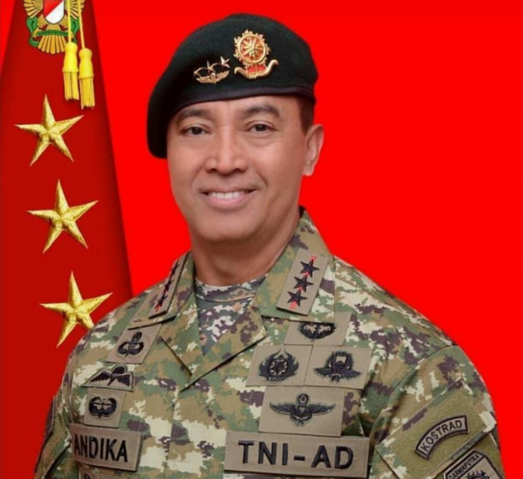 Presiden Lantik Pangkostrad Jadi KSAD Baru