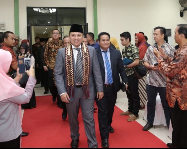 Gubernur Lampung Kukuhkan Dewan Riset Daerah Lampung 2019-2022