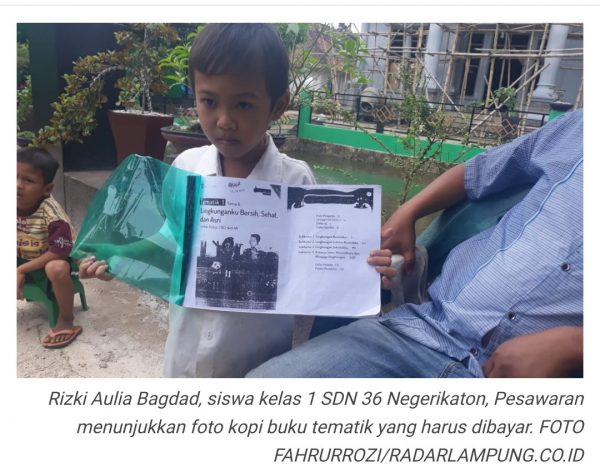 Tak Bayar Uang Fotocopy Buku Pelajar SD Negeri 36 Negeri Katon di Pulangkan?