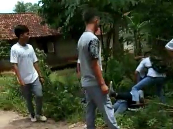 Polres Pesawaran Proses Kasus Aksi Brutal Anak SMA Kepada Gilang