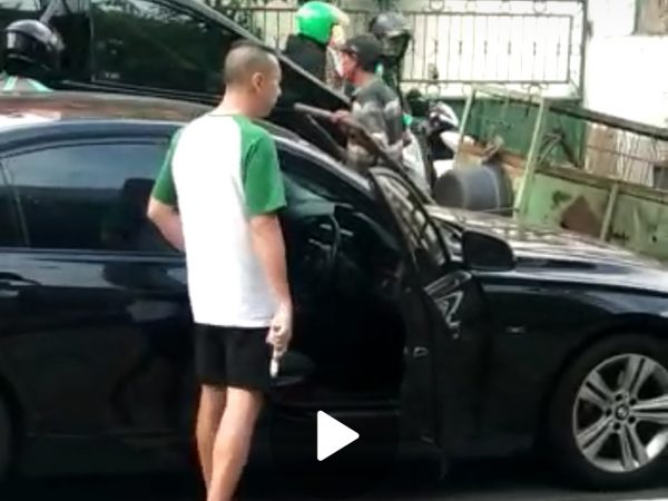 Pengemudi BMW Koboi, Lawan Arah dan Acungkan Pistol ke Pengemudi Lawan Arahnya
