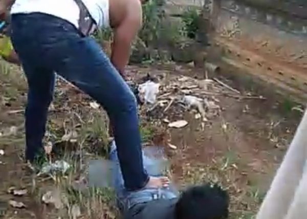 Oknum Polisi Koboi di Lampung Timur, Tembak Tersangka Jarak Dekat Dikerumunan Warga, Yusuf Dikabarkan Tewas??