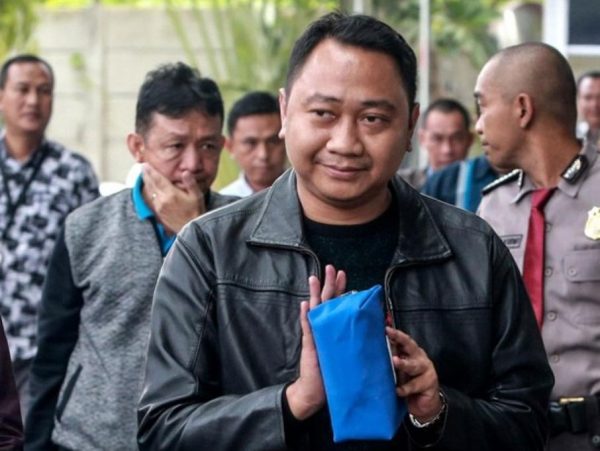 Agung Ilmu Mangkunegara di Tangkap KPK, Hotman Paris Sindir Kasus Pembunuhan Yogi Andika