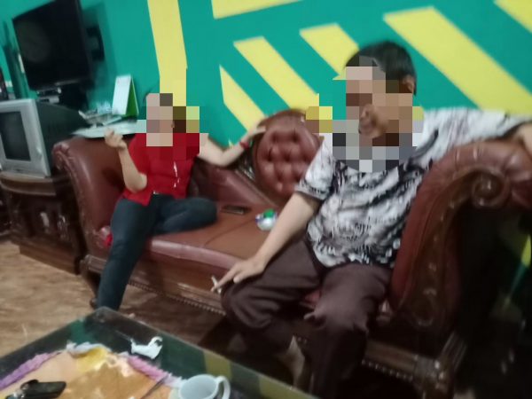 “Reses” Khusus Kerumah Janda Anggota DPRD Fraksi Demokrat Lampung Utara Dikepung Warga?