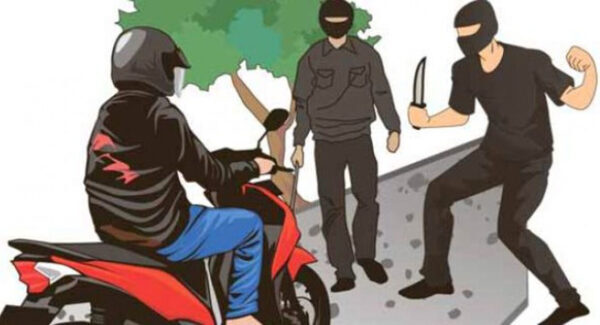OTK Handang Kompoi Motor Remaja Bacok dan Rampas Dua Motor Serta HP di Terbanggi
