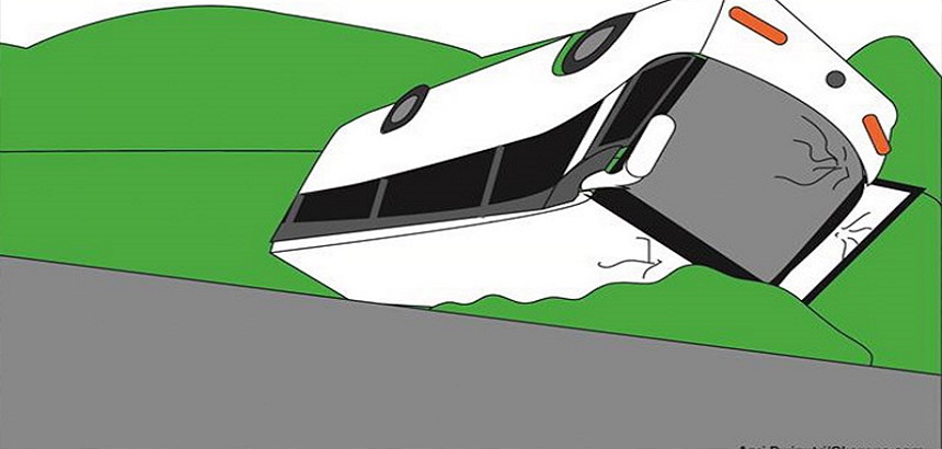 Bus Mudik Terbalik Di Sumatera Utara