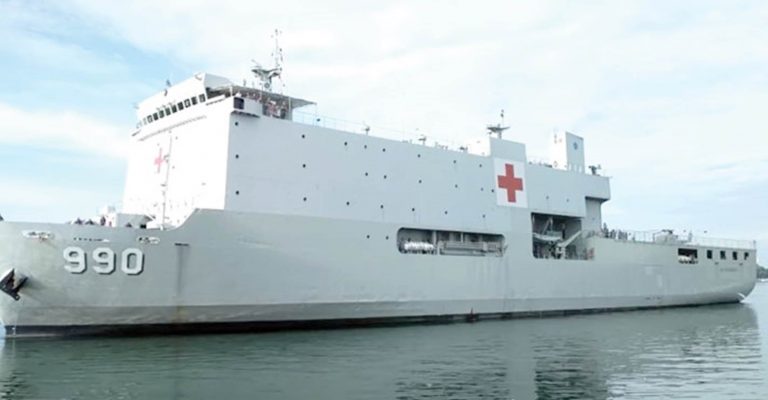 Kapal KRI Dr Soeharso-990 Rumah Sakit Terapung TNI AL Diberangkatkan Ke Donggala