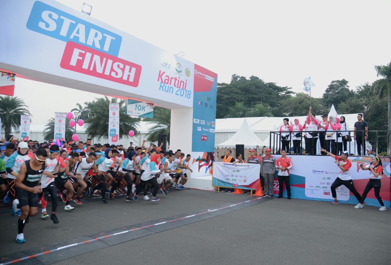 Ibu Iriana Lepas Peserta Lomba Kartini Run 2018