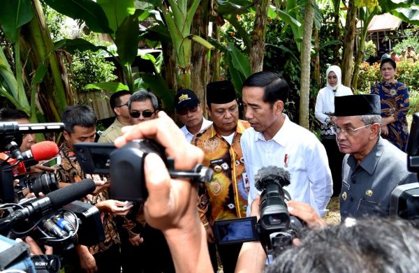 Presiden Harap Program Padat Karya Tunai Tingkatkan Ekonomi Masyarakat Desa