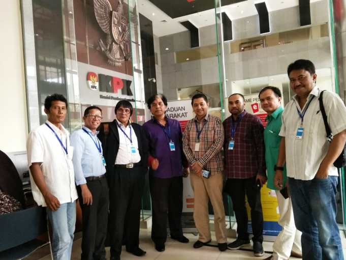 Sejumlah Aktivis Desak KPK Periksa James Riady dan Luhut