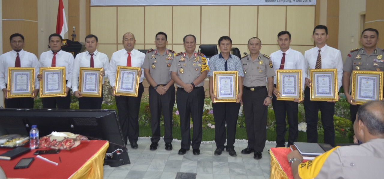 Hitungan Jam Ungkap Curas, Kapolres Lambar & Jajaran Terima Piagam Penghargaan Kapolda Lampung