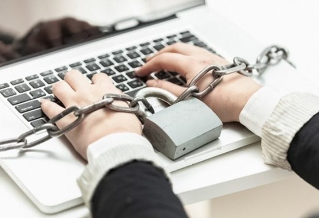 UU ITE Adalah Hukum Admistrasi, Bukan Untuk Memidana Orang