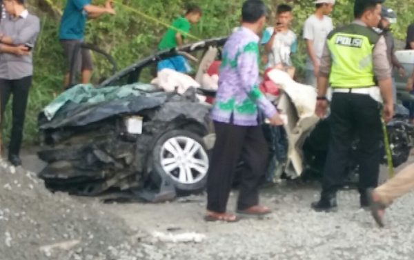 Kronologi Kecelakaan Beruntun Yang Terjadi Di Tanjakan/Turunan Tarahan
