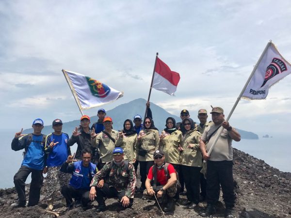 Kadis Sosial Sumarju Saeni Lepas Ekspedisi Tagana Untuk Gunung Anak Krakatau