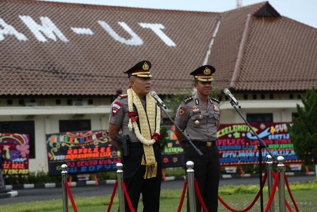 Upacara “Welcome and Farewell Parade” Iringi Pisah Sambut Kapolres Lampung Utara