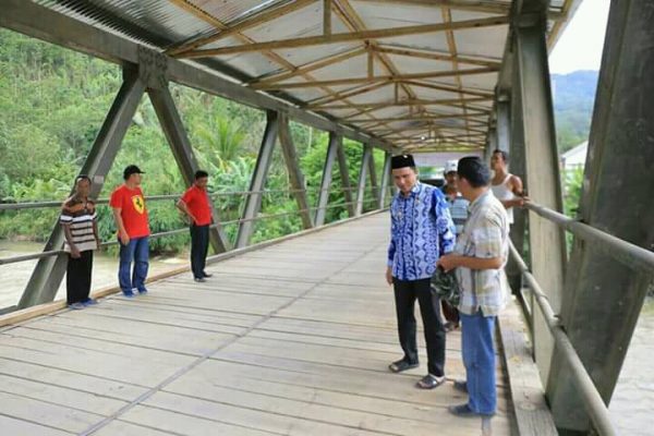 PM : Puji Hasil Renovasi Jembatan Tugu Ratu Bak Rumah Diatas Sungai