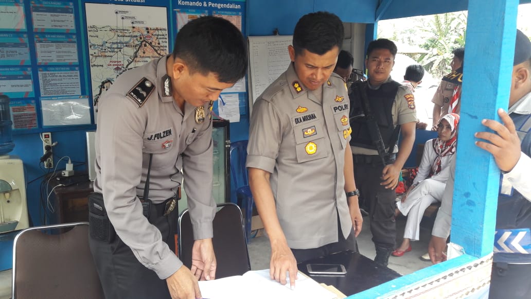 Pastikan Keamanan Arus Mudik, Eka Mulyana Cek Pos Pengamanan