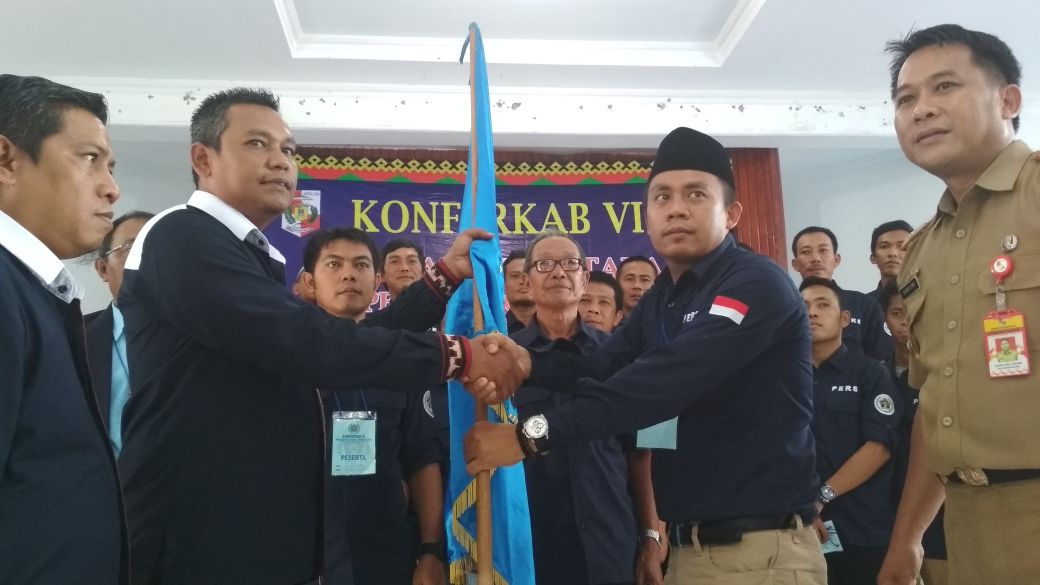 Jimi Irawan Kembali Nahkodai PWI Lampura Periode 2018-2021