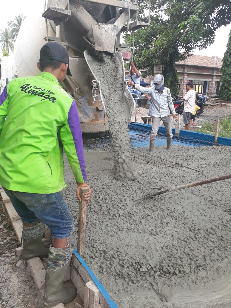 Peningkatan Bangunan Cor Beton Jalan RA Basyid Rp10, 3 Miliar Terindikasi Asal Jadi