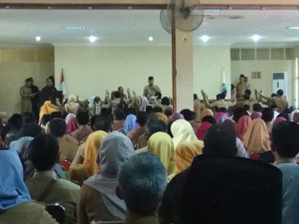 Zainuddin Sumpah Ulang SKPD Pemerintah Kabupaten Lamsel