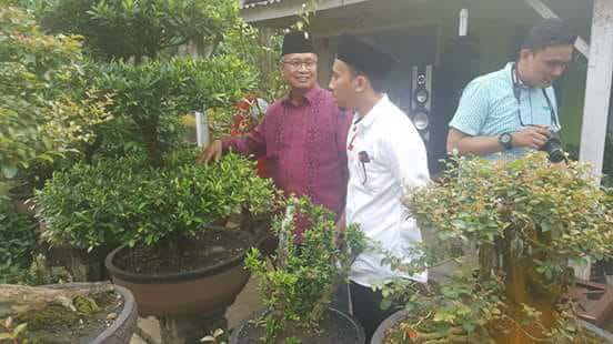 Pengrajin Bonsai Lampung Timur Menaruh Harapan Pada Herman HN – Sutono