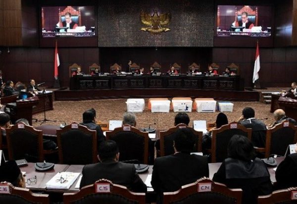 Prinsip “For The Trusth Dan Justice” Dan Kemulian MK di Pertaruhkan
