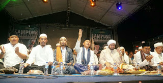 Para Kyai dan Ulama Beri Dukungannya Untuk Bupati Non-Aktif Lamteng Mustafa