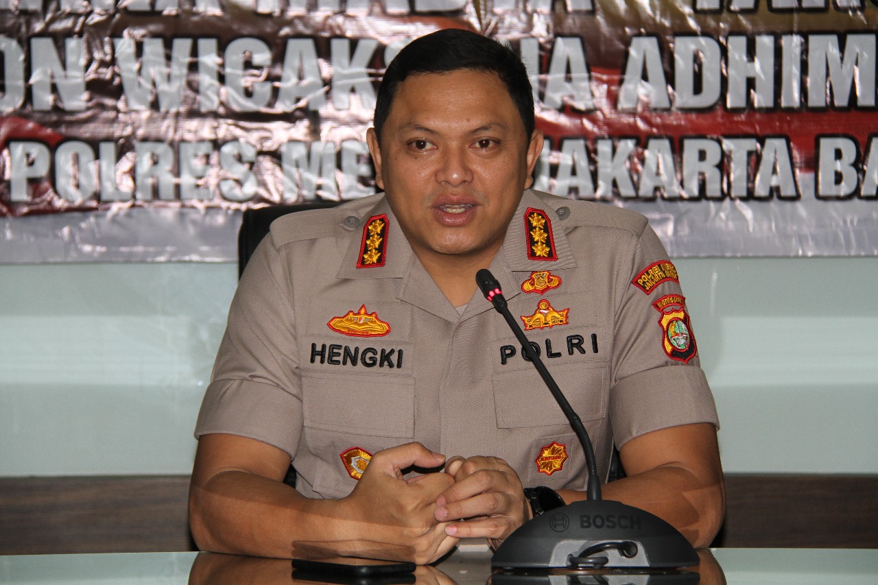 Kombes Pol Hengki Haryadi Sambut Kedatangan Akpol Bhayangkara Madya di Kapolres Metro Jakbar