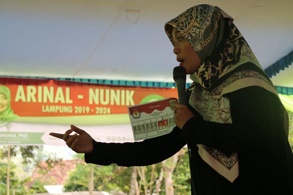 Hari Pendidikan Nasional, Nunik Komitmen Entaskan Buta Huruf di Lampung