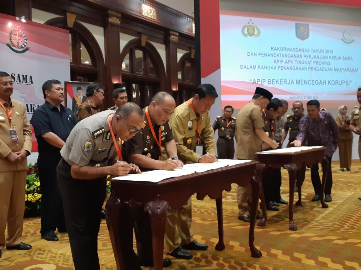 Pjs. Gubernur Didik Tandatangani Perjanjian Kerjasama Antara Pemda dan Penegak Hukum