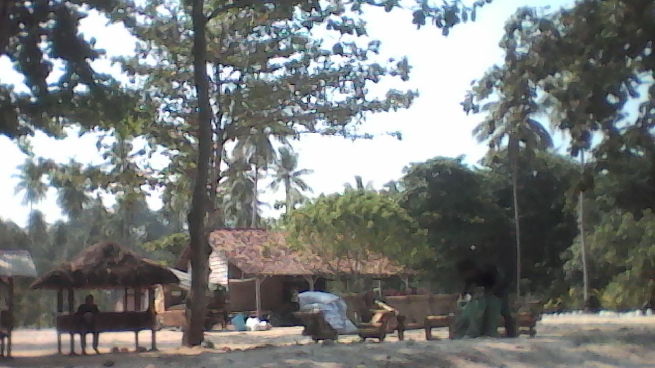 Warga Pertanyakan Kabar Pembangunan Resort Pantai Teluk Pandan