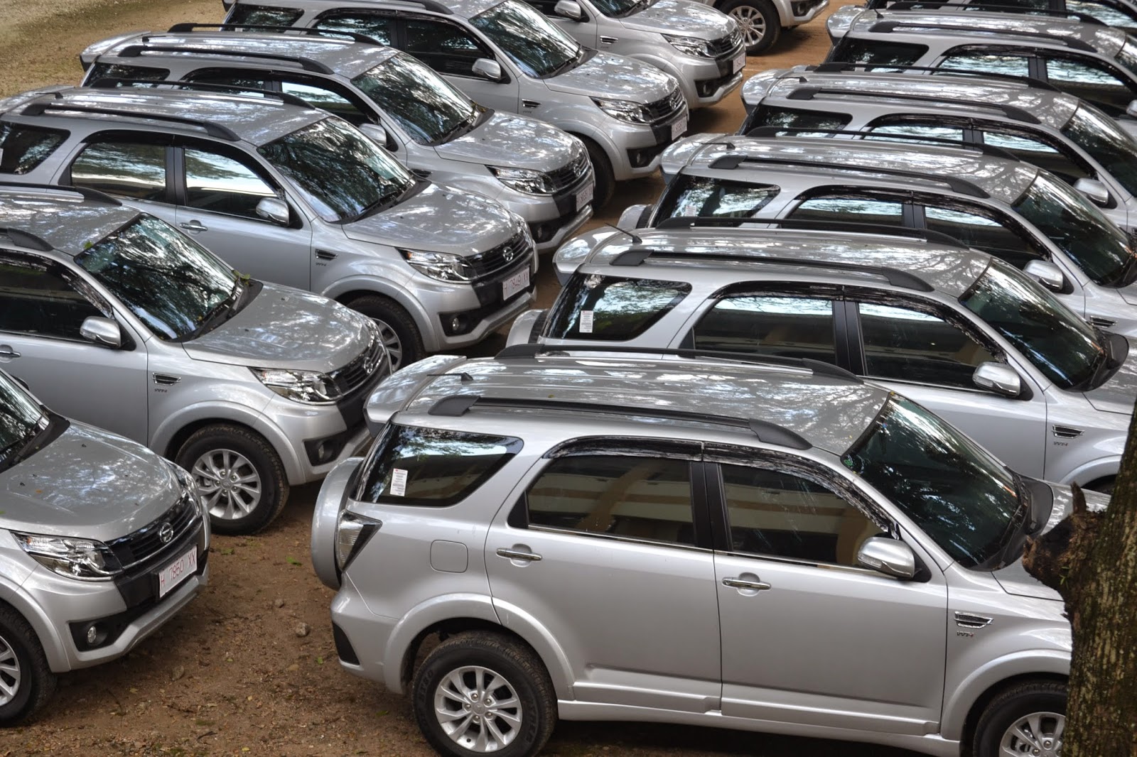 Mobil Dinas Pesawaran Dilokasi Hiburan Malam Pemda Sebut Itu Mobil DPO