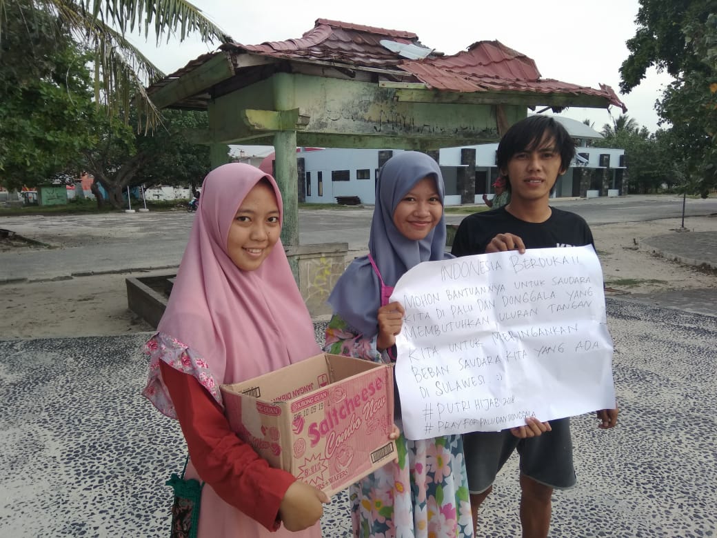 Putri Hijab Pesibar Gelar Donasi Musibah Palu-Donggala