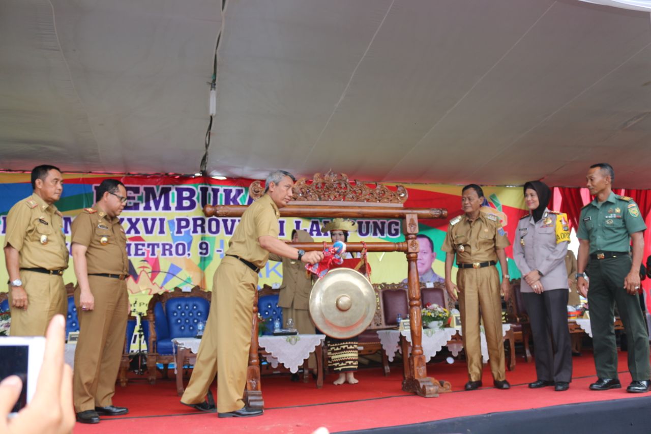 Pjs. Gubernur Didik Buka LKS-SMK Tingkat Provinsi 2018 di Kota Metro