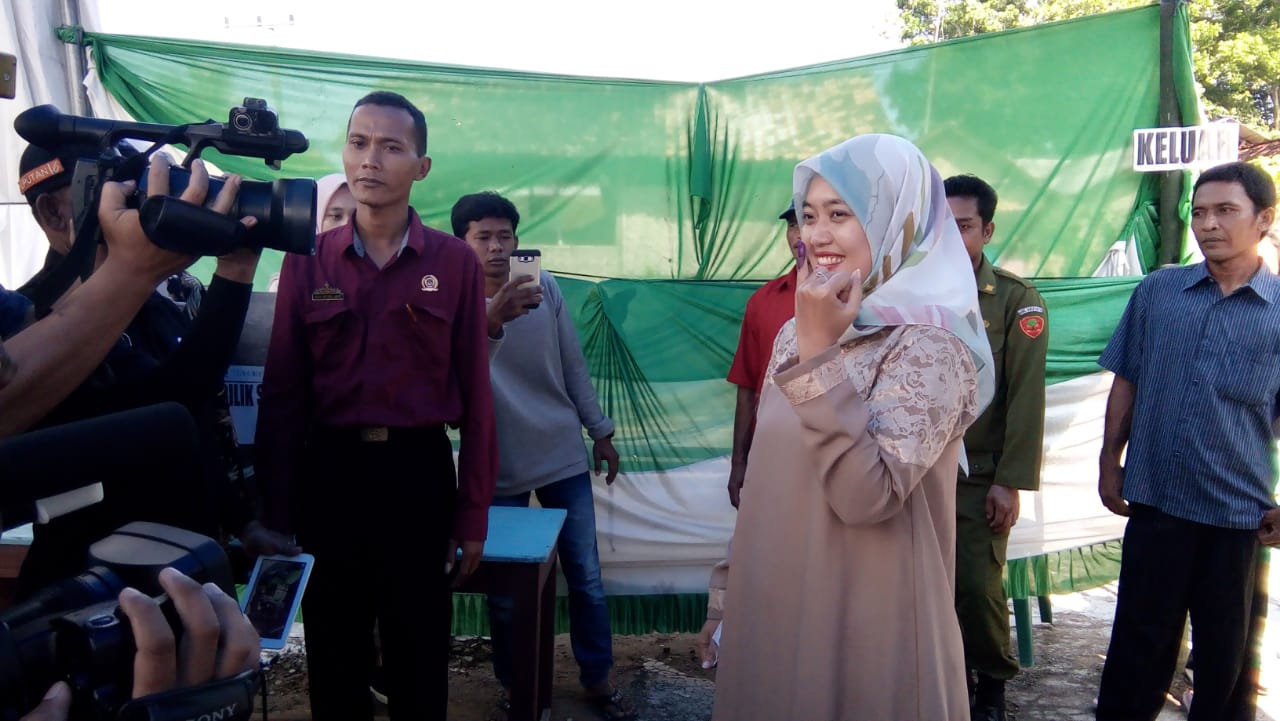 Nunik, Ojo Lali Nyoblos di TPS, Menangkan Pilihan Rakyat Agar Lampung Berjaya