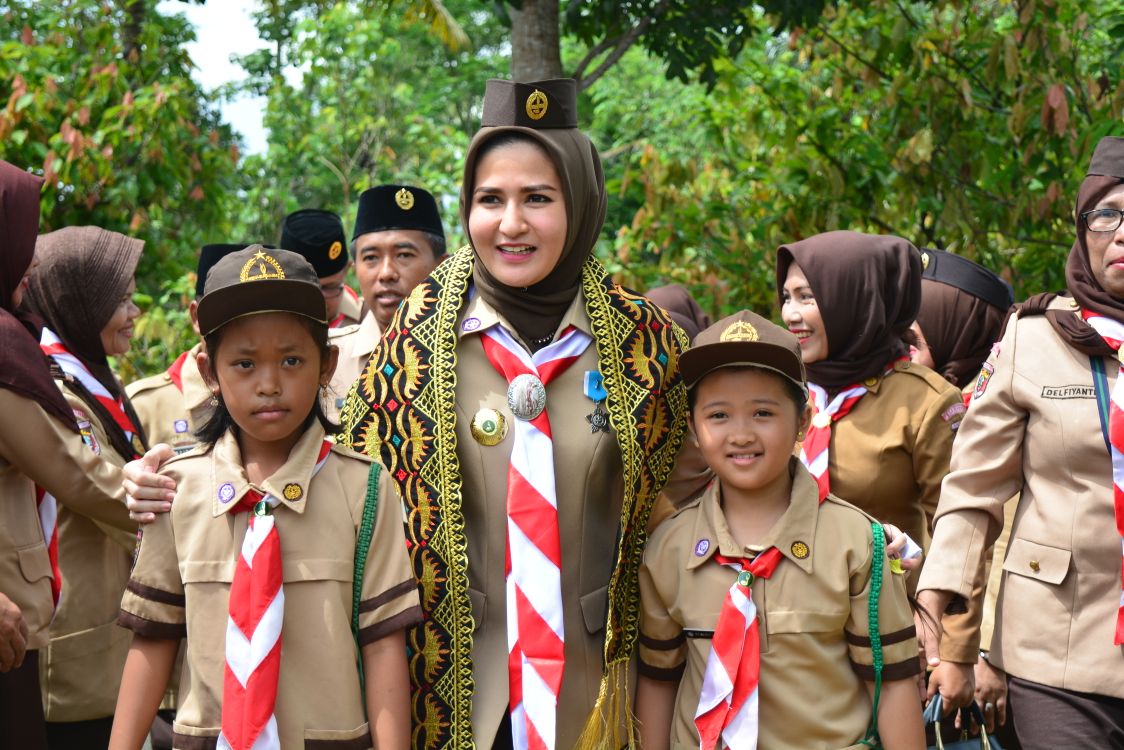 Bunda Nanda Indira Dendi Buka Pesta Pramuka Siaga Se-Pesawaran
