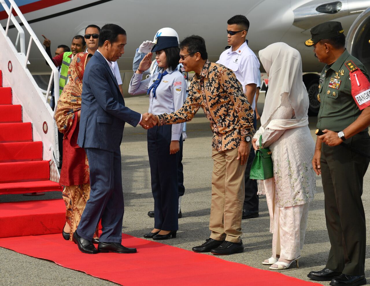 Presiden Resmikan KA Bandara Minangkabau