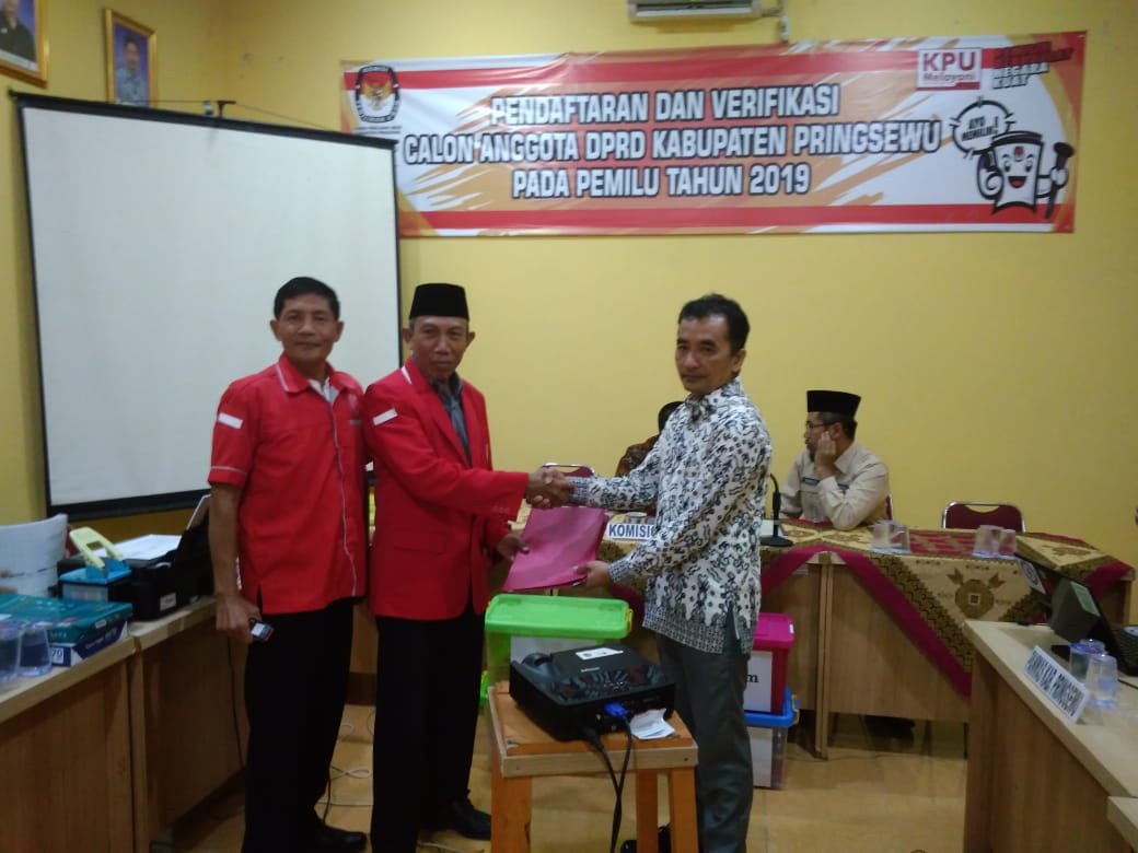 PKPI Pringsewu Daftarkan Bakal Calon Legislatif