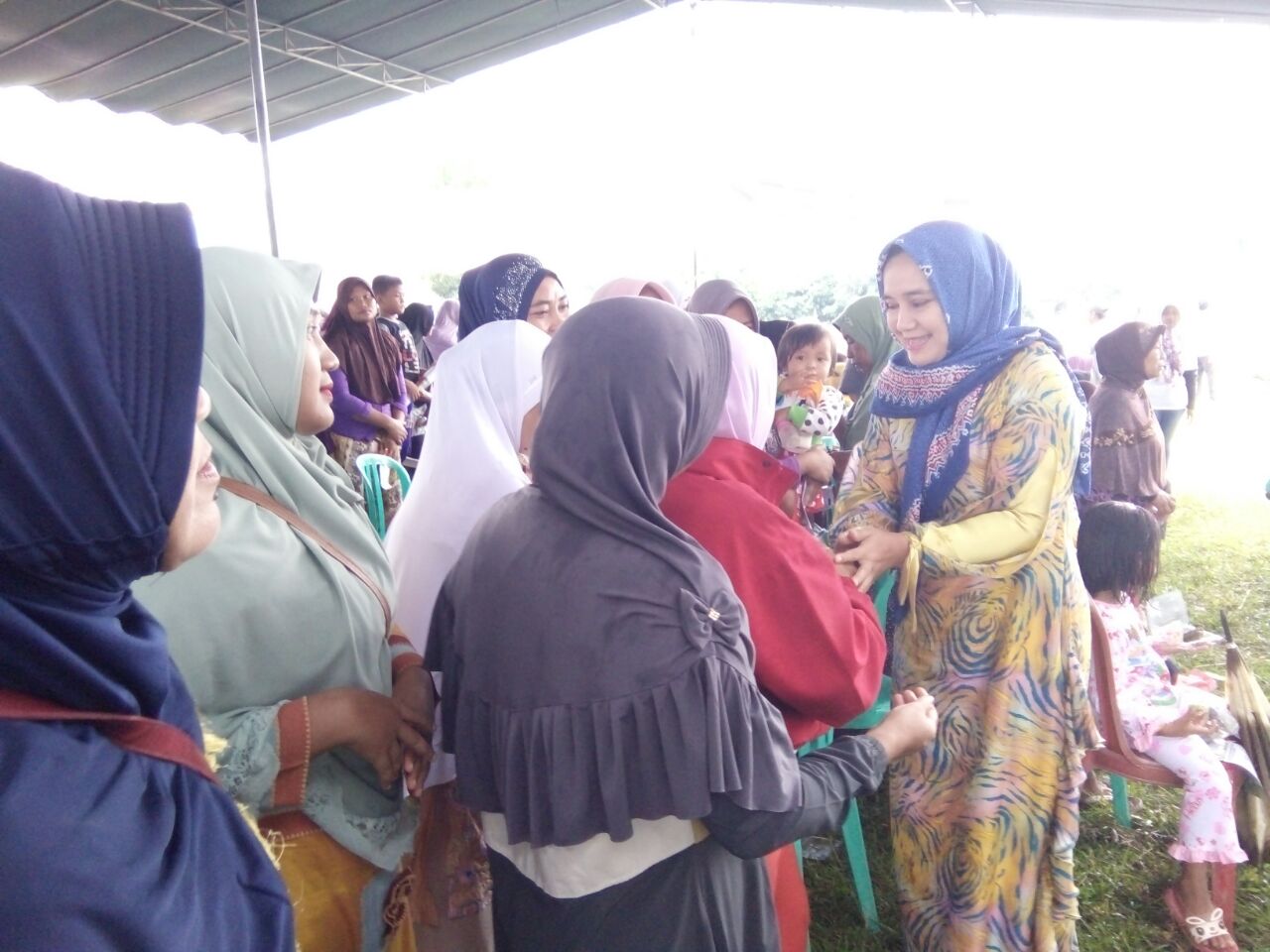 Arinal-Nunik Terpilih, Warga Lampung Tengah Inginkan Perbaikan Jalan Rusak di Lampung