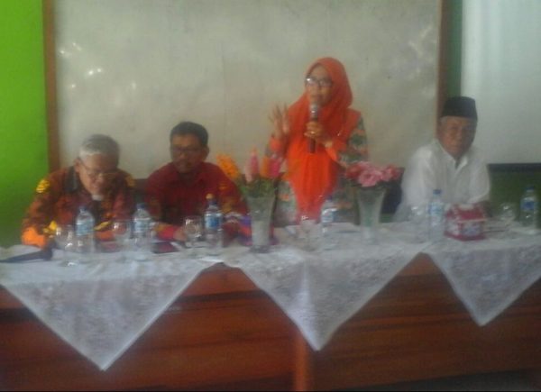 SMPN 1 Tumijajar Undang Wali Murid Guna Menghadapi UNBK