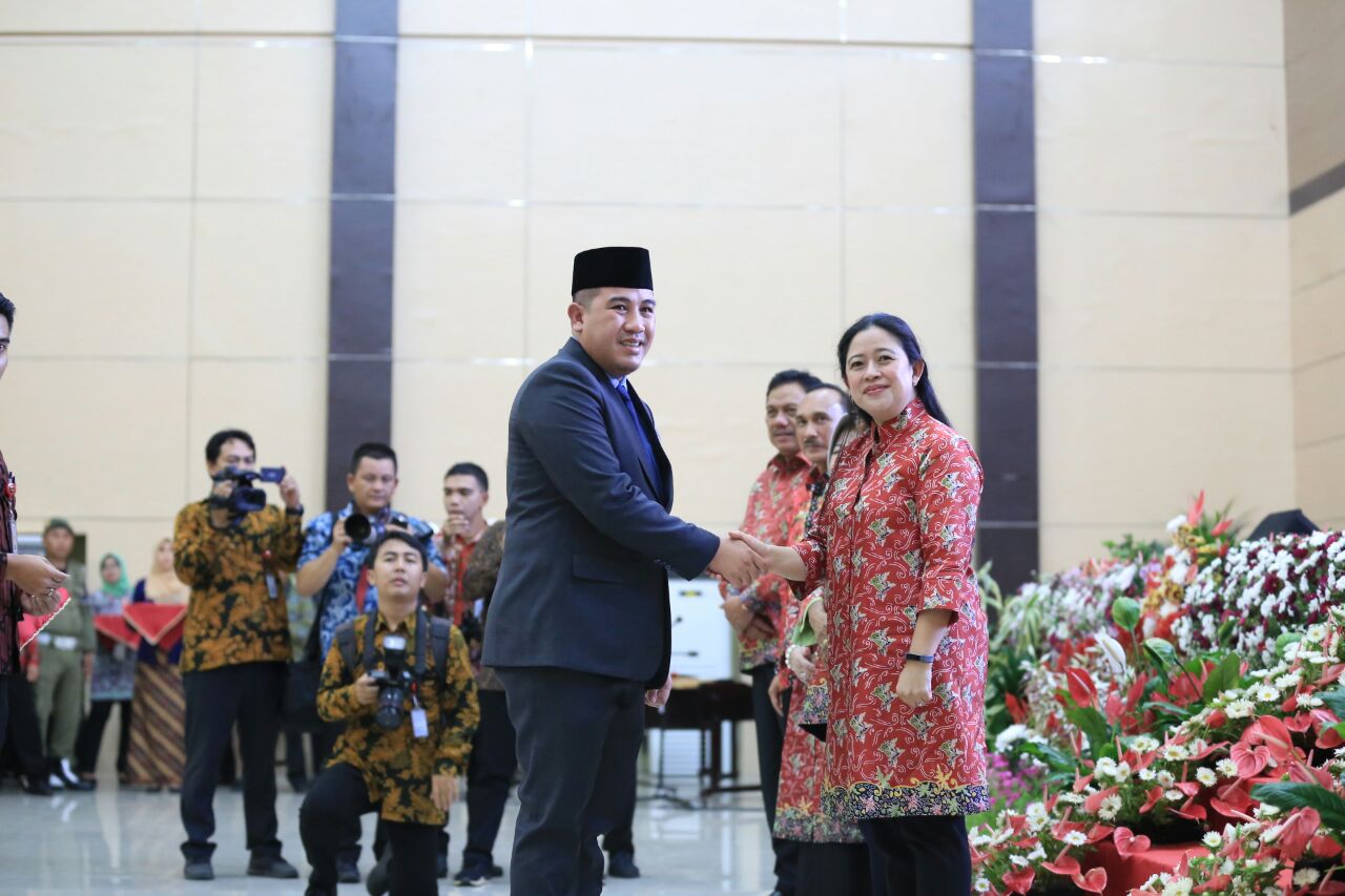 Bupati Pesawaran Dapat Penghargaan Tetinggi BKKBN