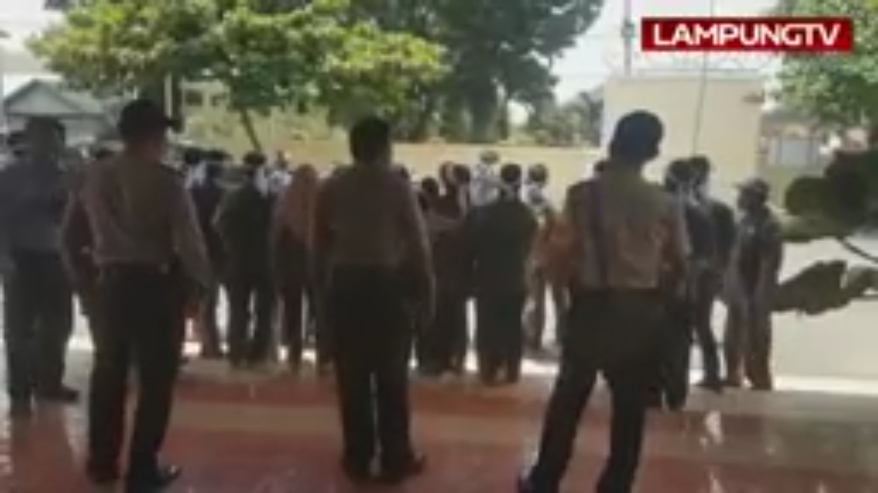 Kantor DPRD Kosong, Puluhan Pedagang Batal Lakukan Aksi Demo