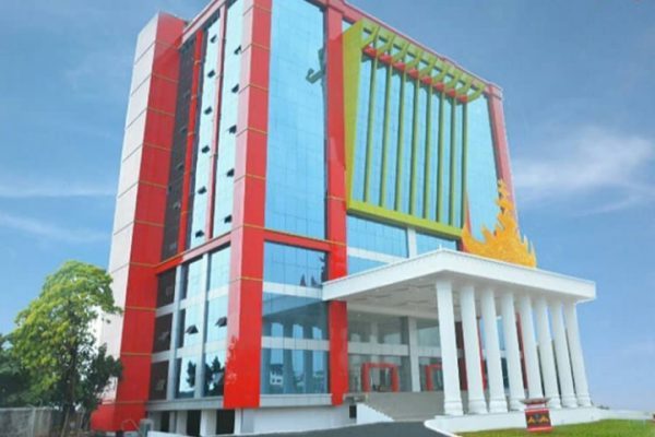 Pemasangan Lift Gedung Pelayanan Satu Atap Belum Selesai Pengerjaannya Hingga Saat Ini