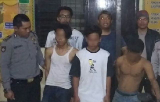 Polres Tanggamus di Bantu Warga Amankan Tiga Pencuri Motor di Pekon Gisting